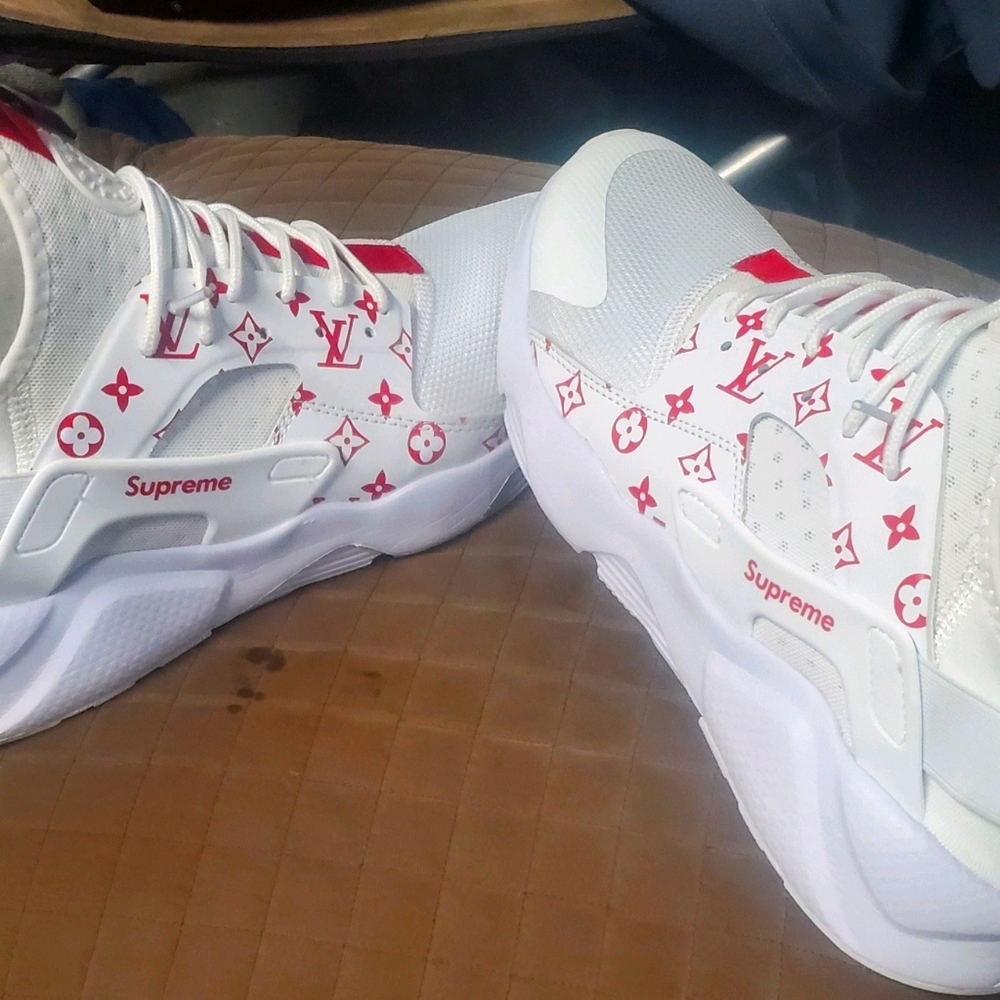 Nike Huarache Supreme